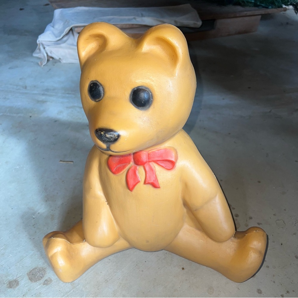 Blow mold Baby Bear Red Bow 1988 Union Products